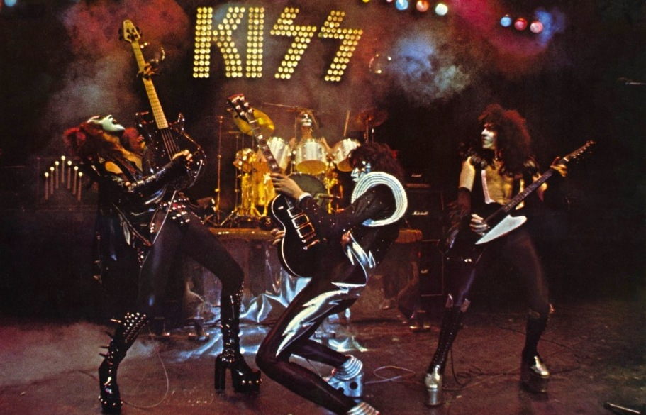 kiss